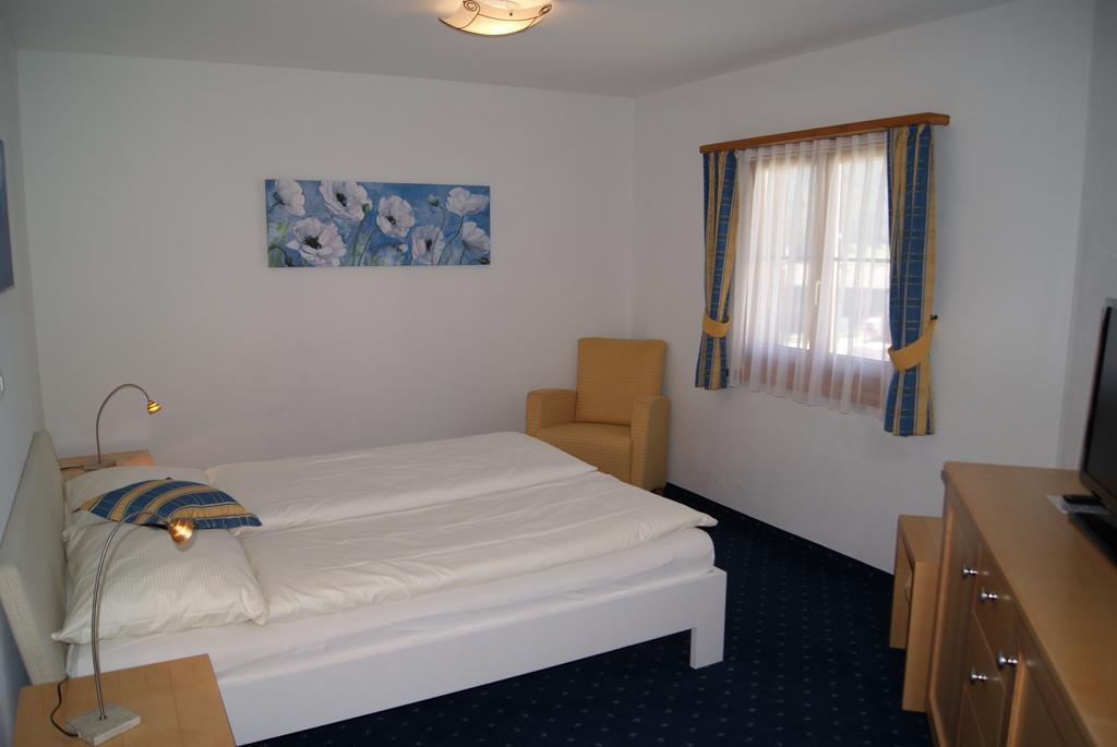 Ferienwohnungen Hotel Allegra Zuoz Eksteriør billede